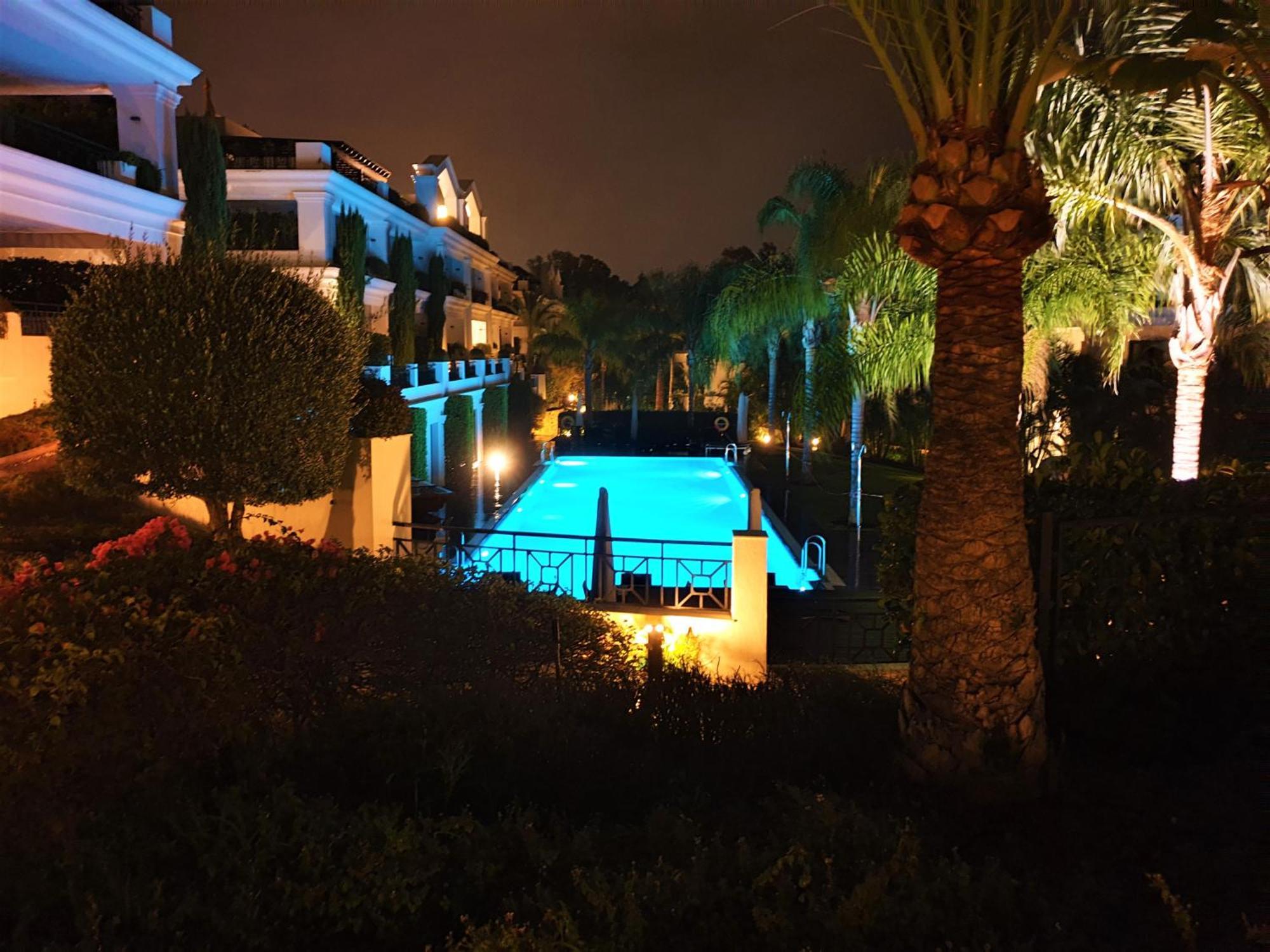Luxury Apartment Frontal To The Sea In Estepona Doncella Beach Exterior foto